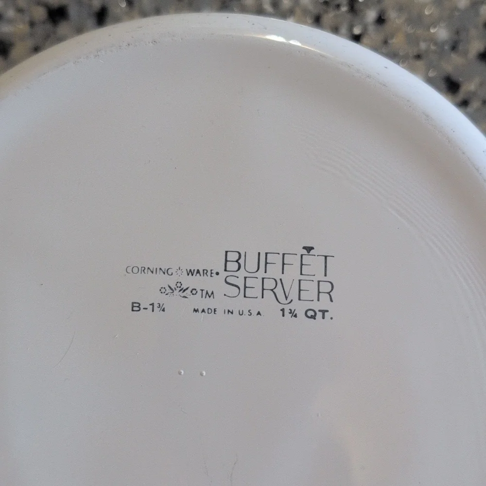 Vintage Corningware Buffet Server B-1 3/4 Qt - Picture 7 of 7